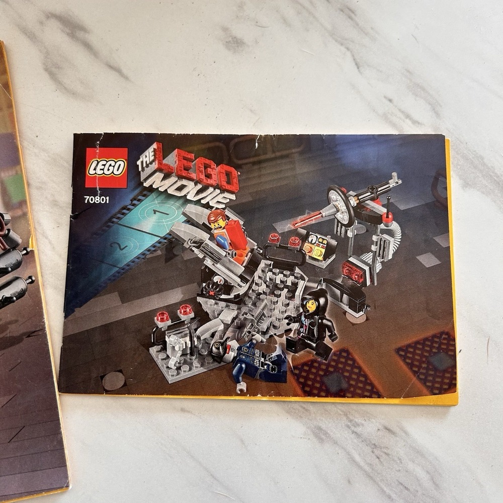 Lego The Lego‎ Movie Manuals Instructions 70801 & 70807 - Picture 3 of 3